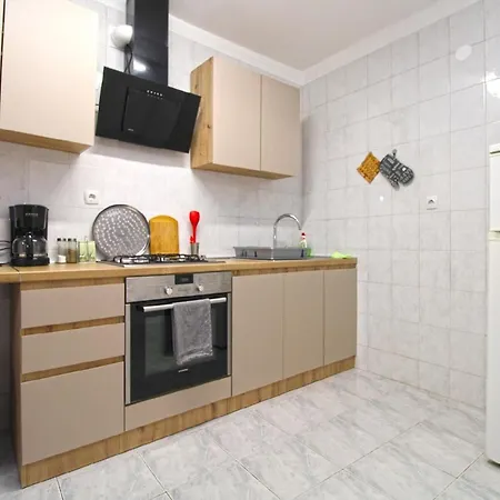 Fuer 4 Personen Ca 62 Qm In Pula, Istrien Istrische Riviera Apartment *